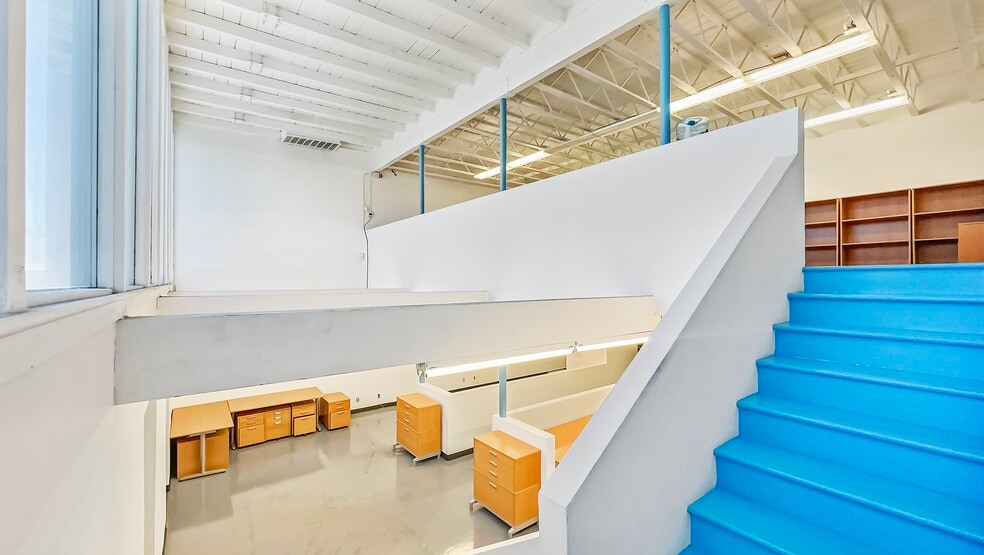 2121 E Tropicana Ave, Las Vegas, NV for lease - Building Photo - Image 2 of 26