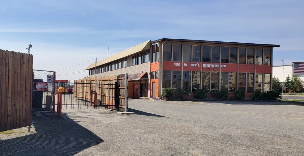130 W International Airport Rd, Anchorage, AK for sale - Building Photo - Image 1 of 1