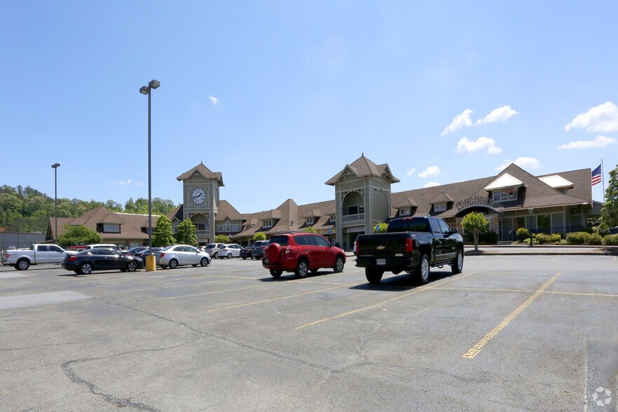 469 E Main St, Cartersville, GA for sale - Primary Photo - Image 1 of 1