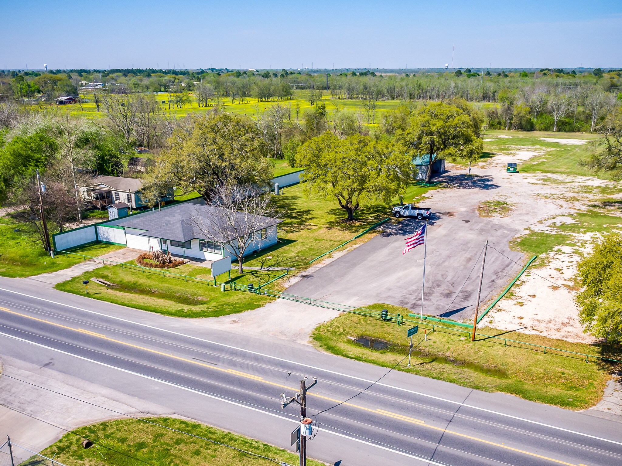 1176 Fm 517 Rd, Alvin, TX for sale Aerial- Image 1 of 1