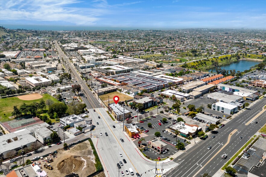 3801-3817 Pacific Coast Hwy, Torrance, CA for lease - Aerial - Image 2 of 10