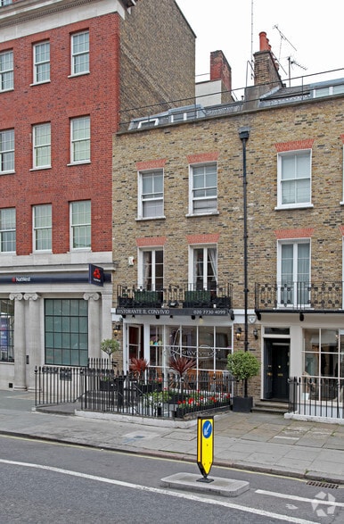 143 Ebury St, London for lease - Building Photo - Image 2 of 2