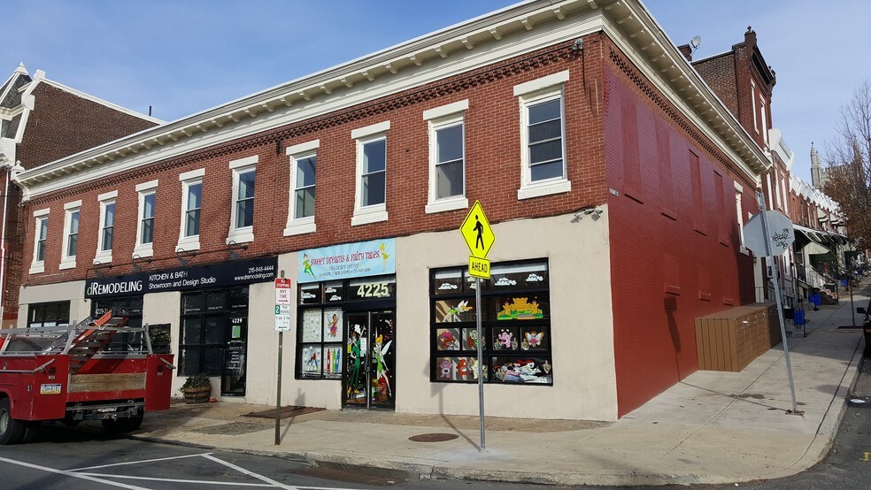 4225-4233 Ridge Ave, Philadelphia, PA for sale - Building Photo - Image 2 of 19