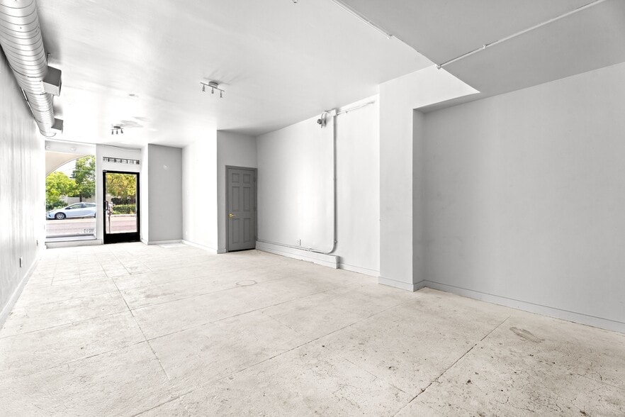 7952 1/2 W 3rd St, Los Angeles, CA for lease - Floor Plan - Image 2 of 4