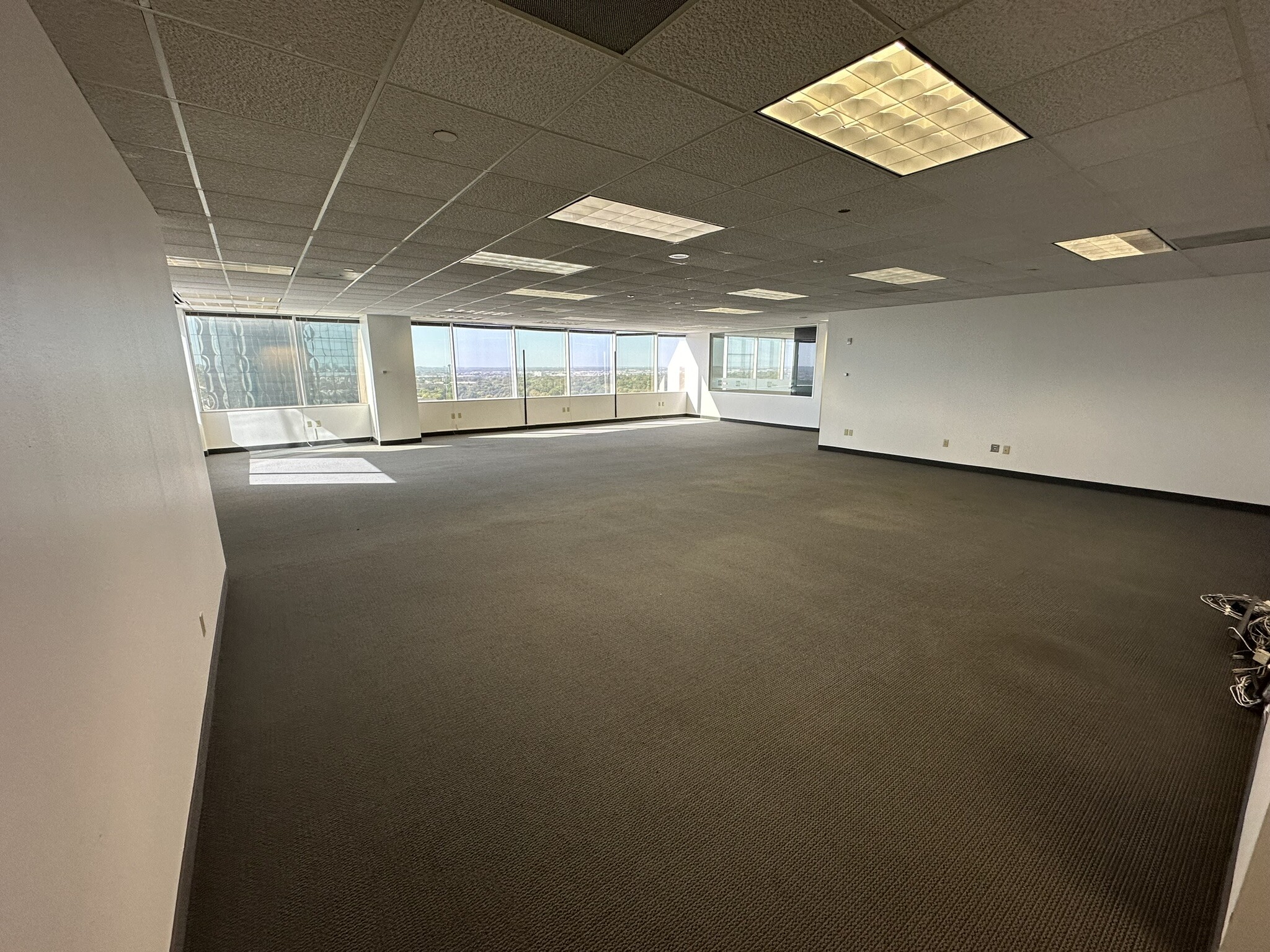 3030 Lyndon B Johnson Fwy, Dallas, TX for lease Interior Photo- Image 1 of 4