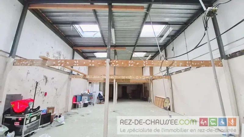 Vente Commerce 340 m² - Photo 1