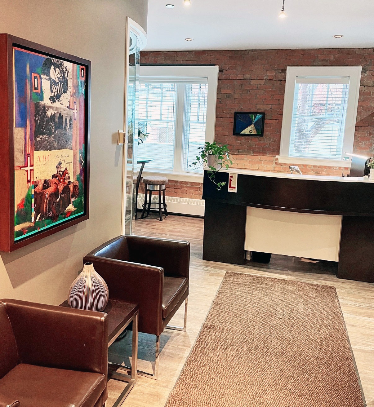 620 12 Ave SW, Calgary, AB for lease Interior Photo- Image 1 of 10