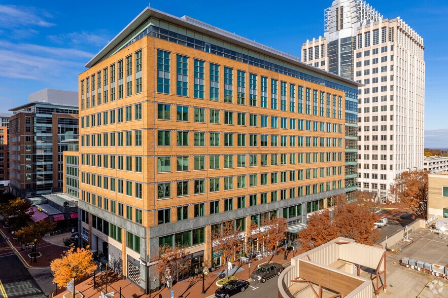 1818 Library St, Reston, VA for lease - Building Photo - Image 1 of 10