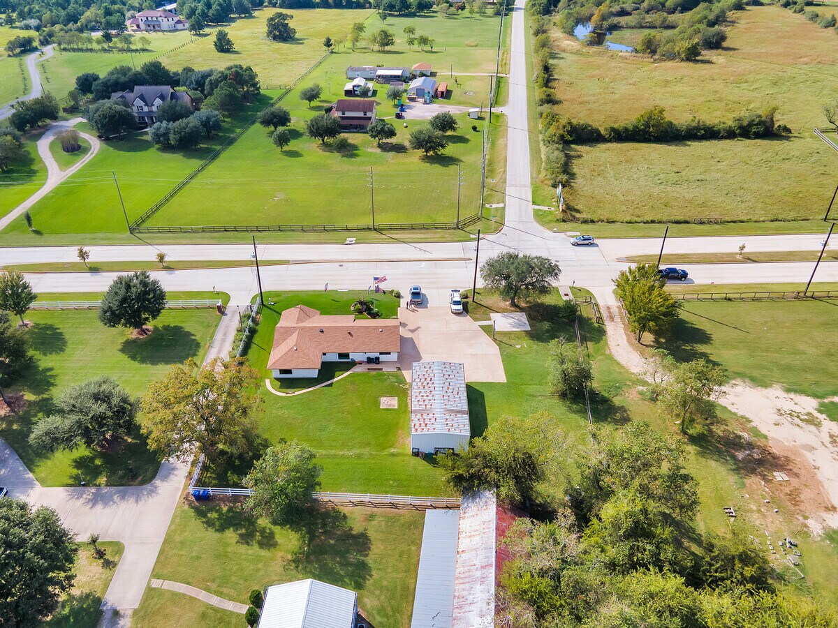 18010 Mueschke Rd, Cypress, TX 77433