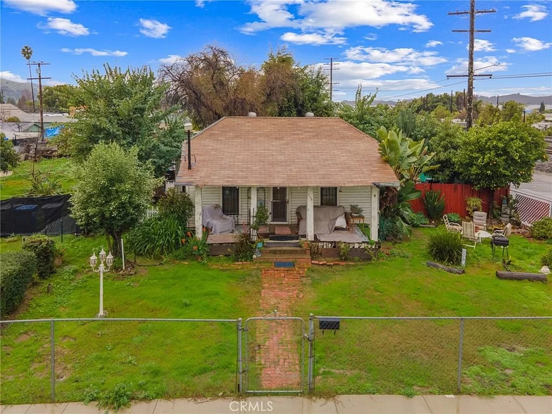 115 S Myrtle Ave, Pomona, CA for sale - Primary Photo - Image 3 of 5