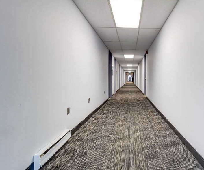 6150 Valley Way, Niagara Falls, ON for lease - Building Photo - Image 3 of 4