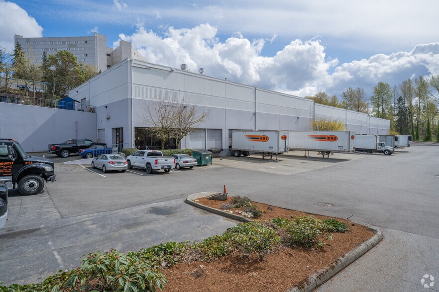 2301-2383 S 200th St, Seatac, WA for lease - Building Photo - Image 1 of 6