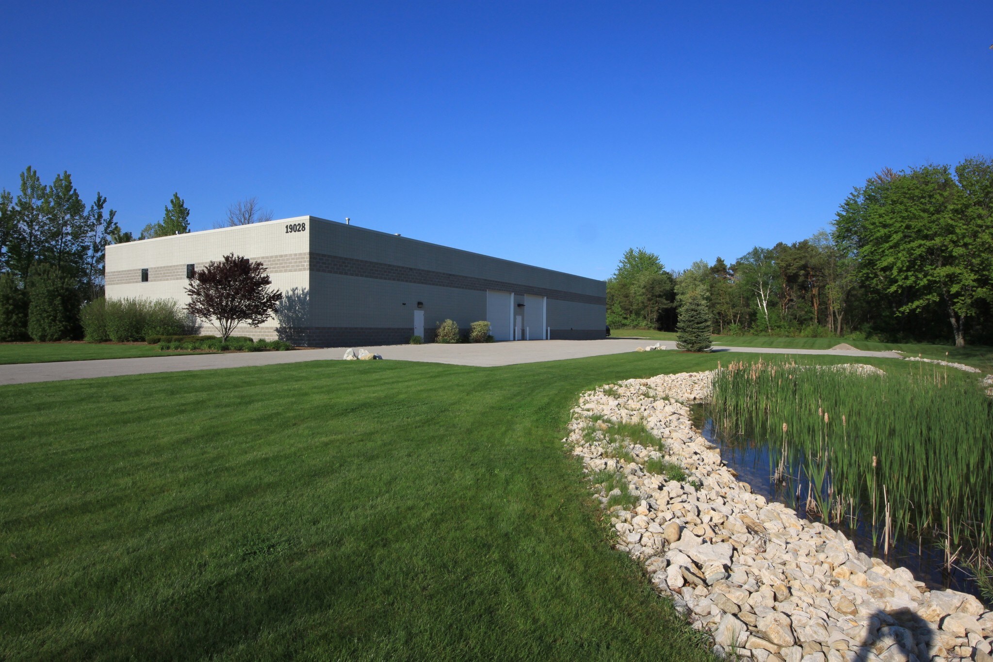 19028 174th Ave, Spring Lake, MI for sale Building Photo- Image 1 of 1