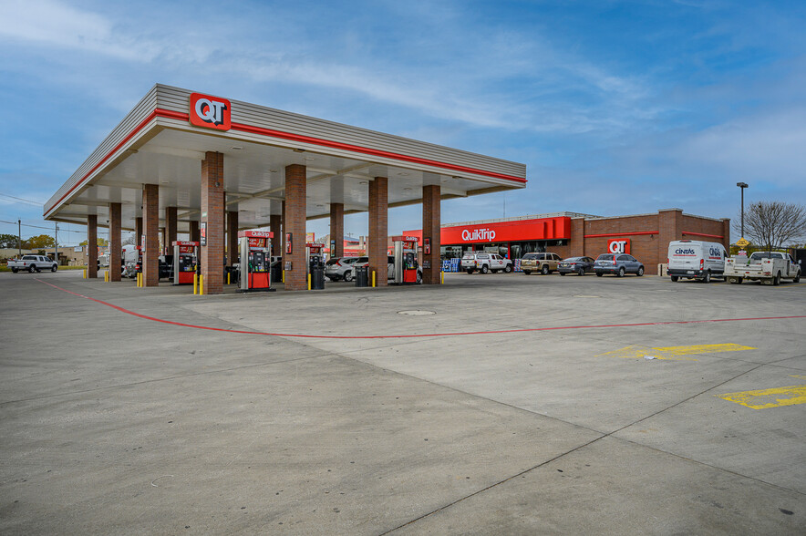 801 E Sh 121 Bus, Lewisville, TX for sale - Primary Photo - Image 1 of 1