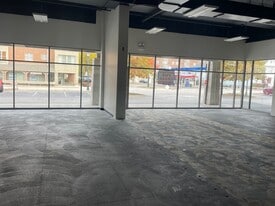 19 E Irving Park Rd, Roselle IL - Storefront Property