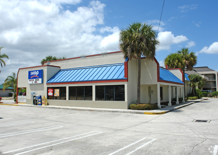 1503 Belvedere Rd, West Palm Beach, FL for lease - Building Photo - Image 3 of 4