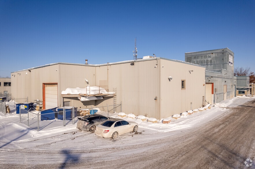 3380-3382 Rue Jacob-Jordan, Terrebonne, QC for sale - Building Photo - Image 3 of 4