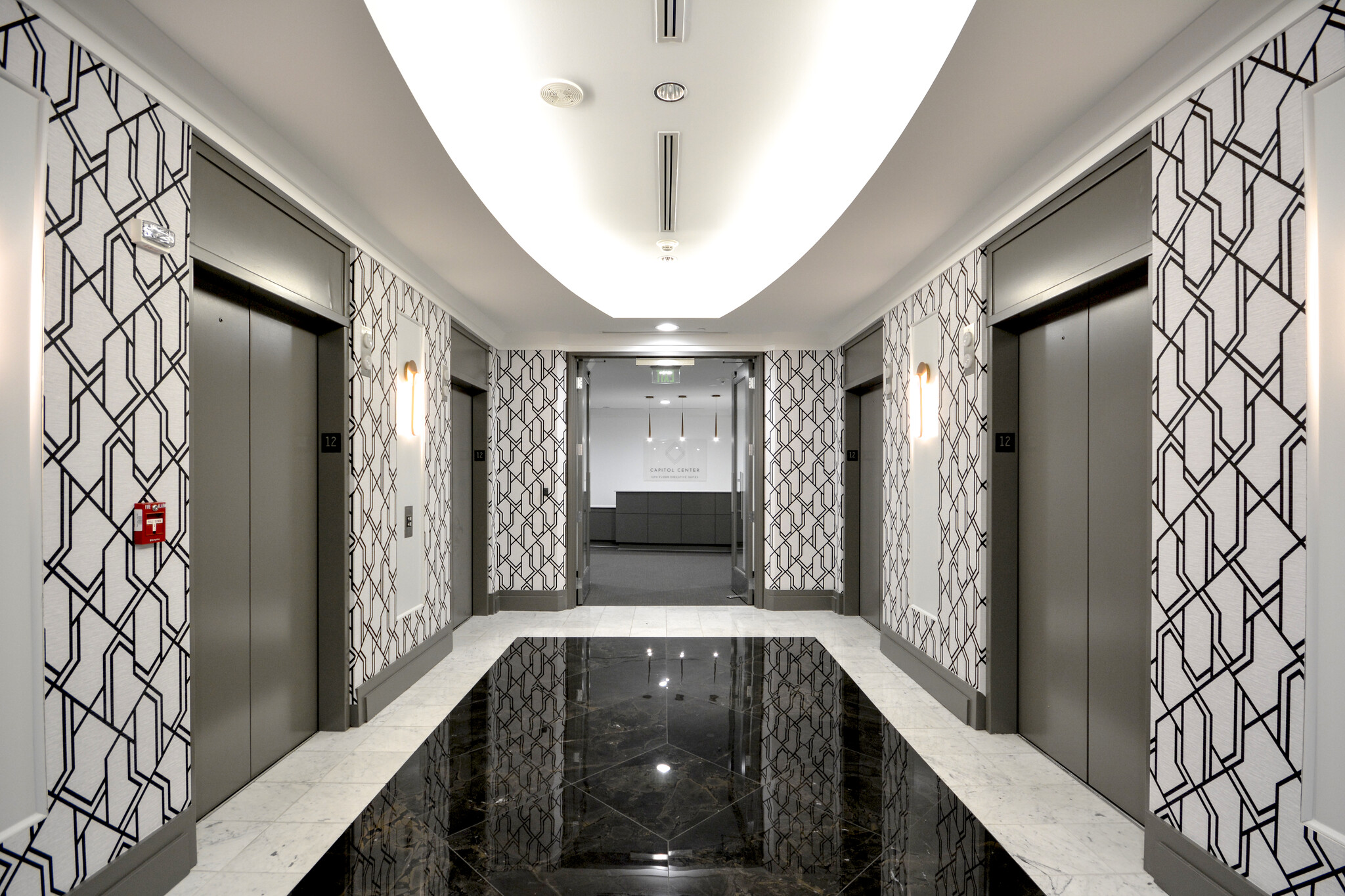 425 W Capitol Ave, Little Rock, AR for lease Interior Photo- Image 1 of 11