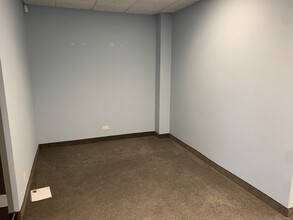 800 E Northwest Hwy, Palatine, IL for lease Interior Photo- Image 2 of 11