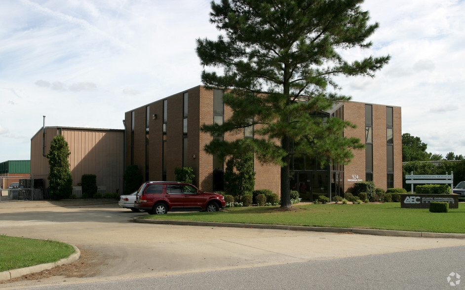 924 Professional Pl, Chesapeake, VA for lease - Building Photo - Image 2 of 3