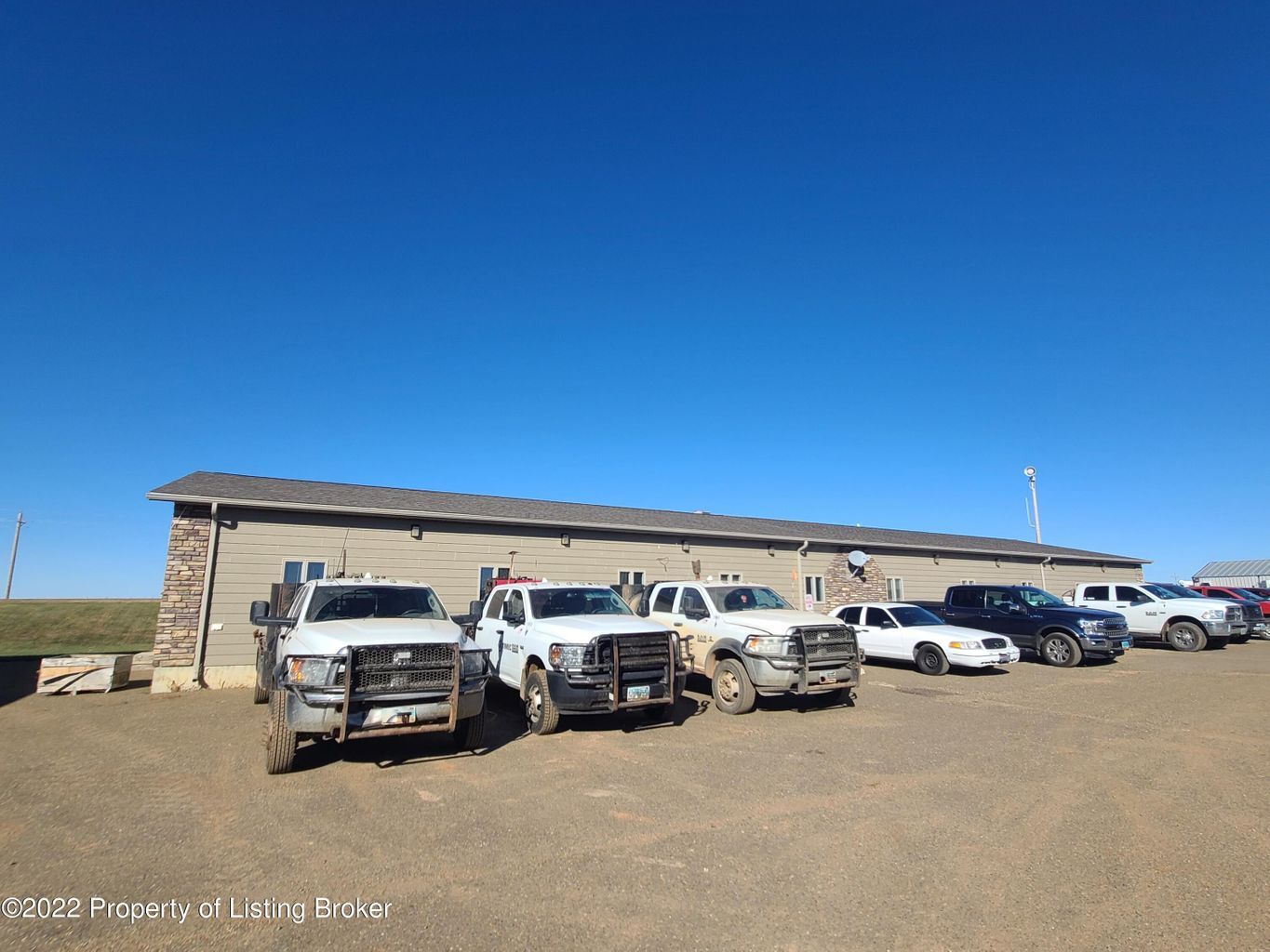 4637 W Villard St, Dickinson, ND 58601