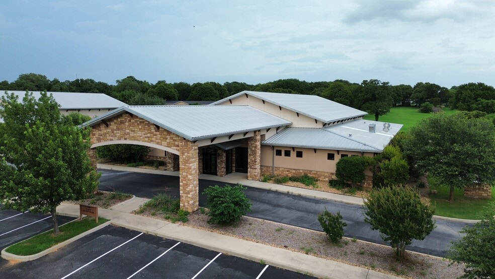 601 Old Base Rd, Aurora, TX for sale - Building Photo - Image 3 of 20