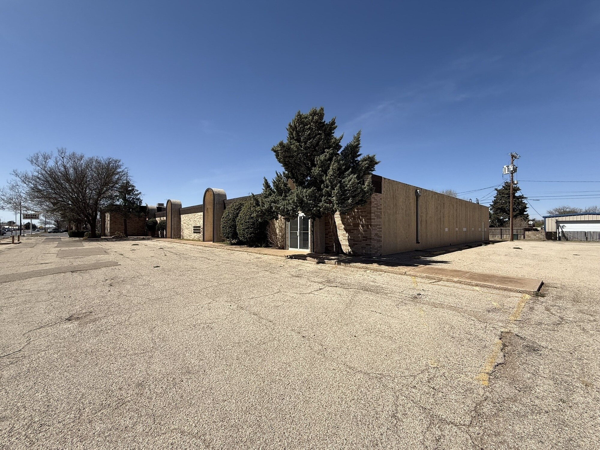 901 E Tahoka Rd, Brownfield, TX for sale Building Photo- Image 1 of 13