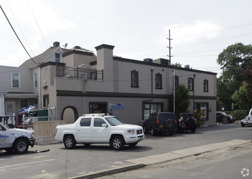 49 Glen Head Rd, Glen Head, NY for lease - Building Photo - Image 2 of 4