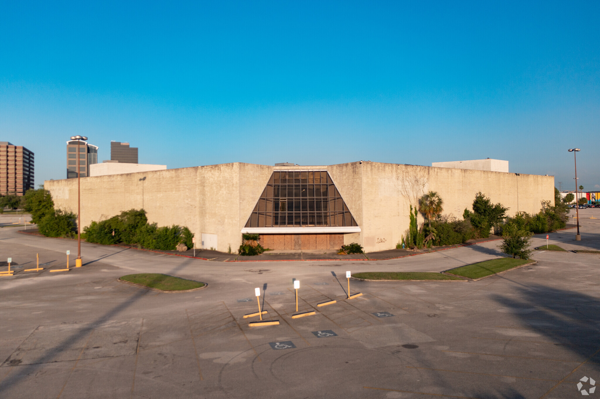 400 Greenspoint Mall, Houston, TX for sale Primary Photo- Image 1 of 1