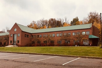 312 Hurricane Ln, Williston, VT for lease Building Photo- Image 2 of 11