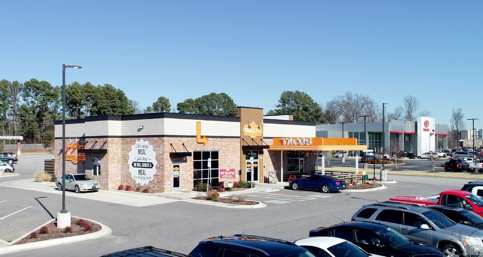 1481 Vann Dr, Jackson, TN 38305