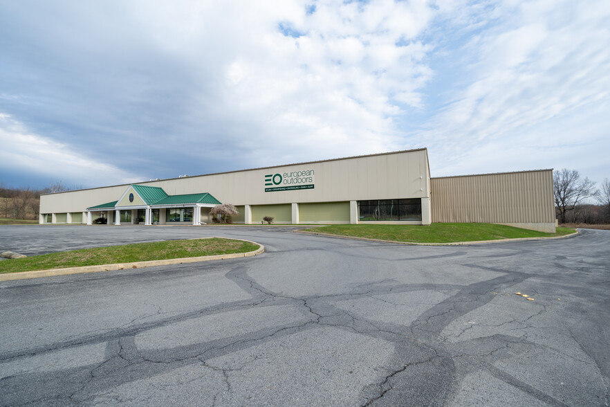 2596 Route 17m, Goshen, NY for lease - Building Photo - Image 2 of 6