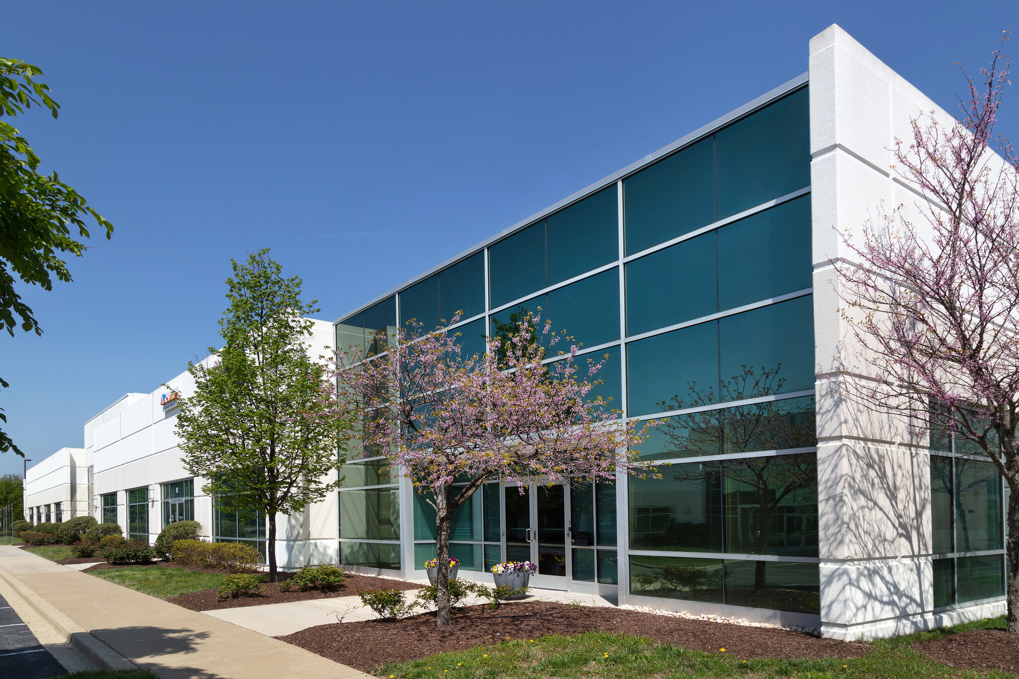 6956 Aviation Blvd, Glen Burnie, MD for lease Building Photo- Image 1 of 1