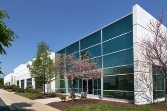 6956 Aviation Blvd, Glen Burnie, MD for lease Building Photo- Image 2 of 2