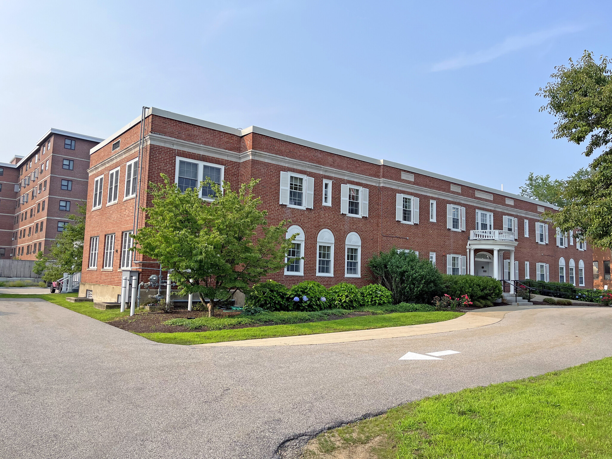 127 Parrott Ave, Portsmouth, NH for sale Building Photo- Image 1 of 1