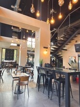 Retail in Alcorcón, Madrid for lease Interior Photo- Image 2 of 24