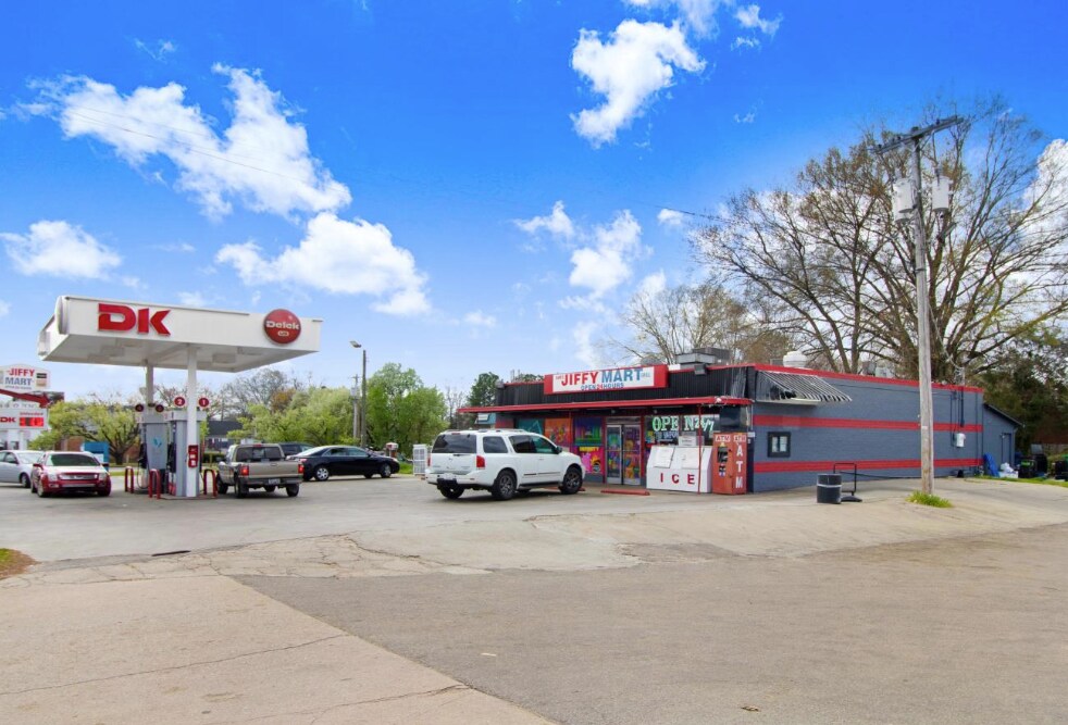 Wilson Gas Station/Warehouse Portfolio Wilson, NC for Sale