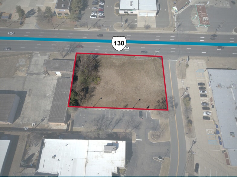 9340 N Crescent Blvd, Pennsauken, NJ for lease - Building Photo - Image 2 of 3