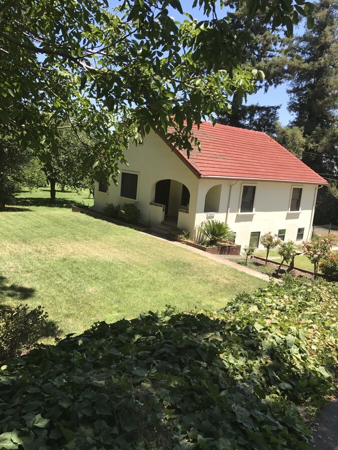 15910 Tyler Island Rd, Isleton, CA 95641