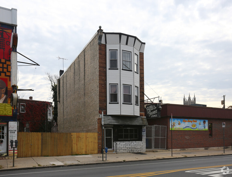 227 S 52nd St, Philadelphia, PA for sale - Primary Photo - Image 1 of 1