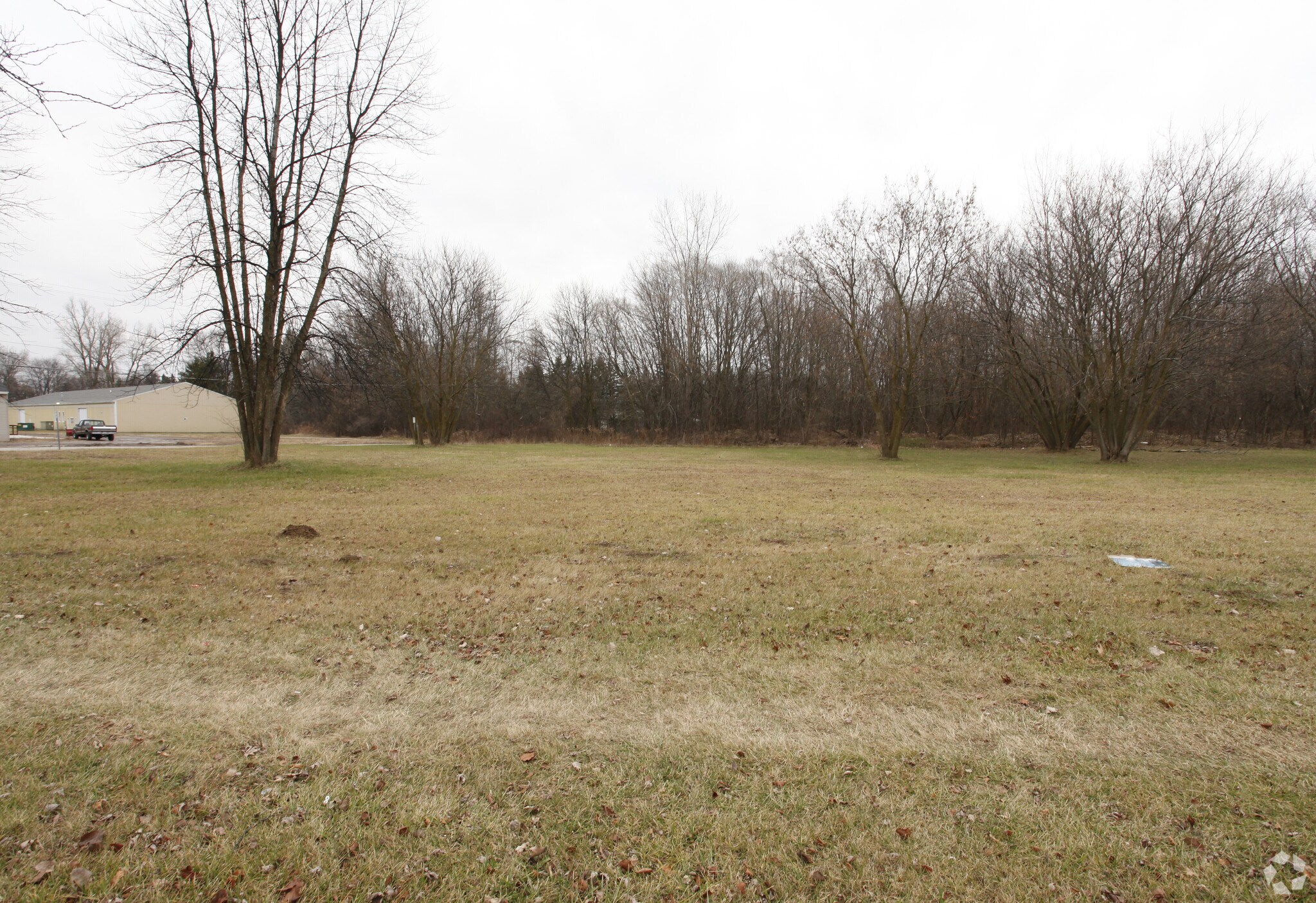 5565 Dixie Hwy, Saginaw, MI for sale Primary Photo- Image 1 of 1