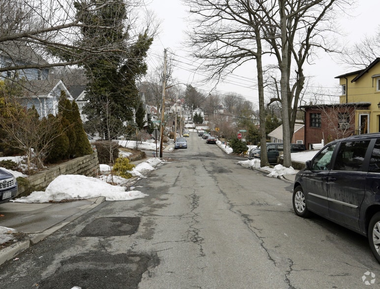 69 Starbuck St, Staten Island, NY for sale - Building Photo - Image 3 of 52