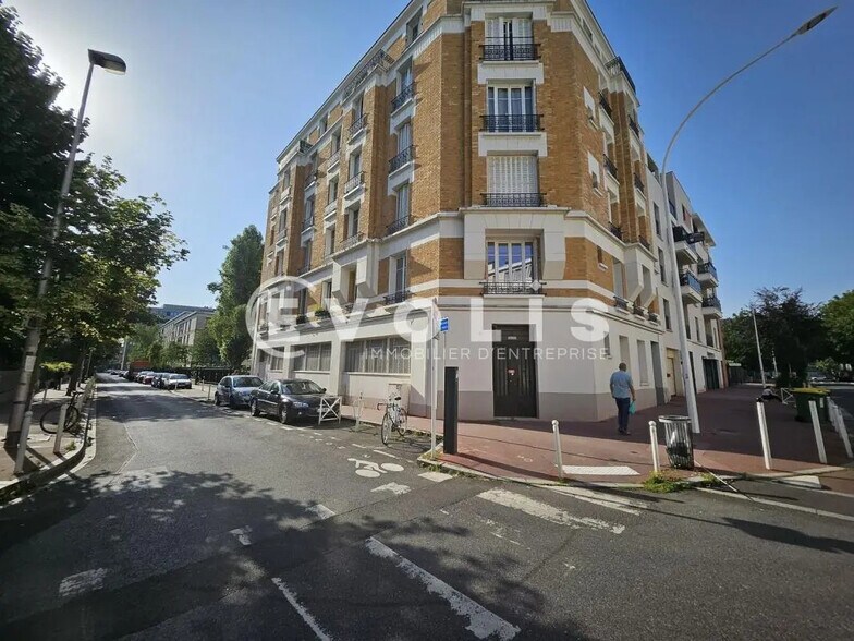 Flex in Montrouge for lease - Building Photo - Image 1 of 21