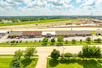 750-768 Center Point Rd, Hiawatha, IA - AERIAL  map view - Image1