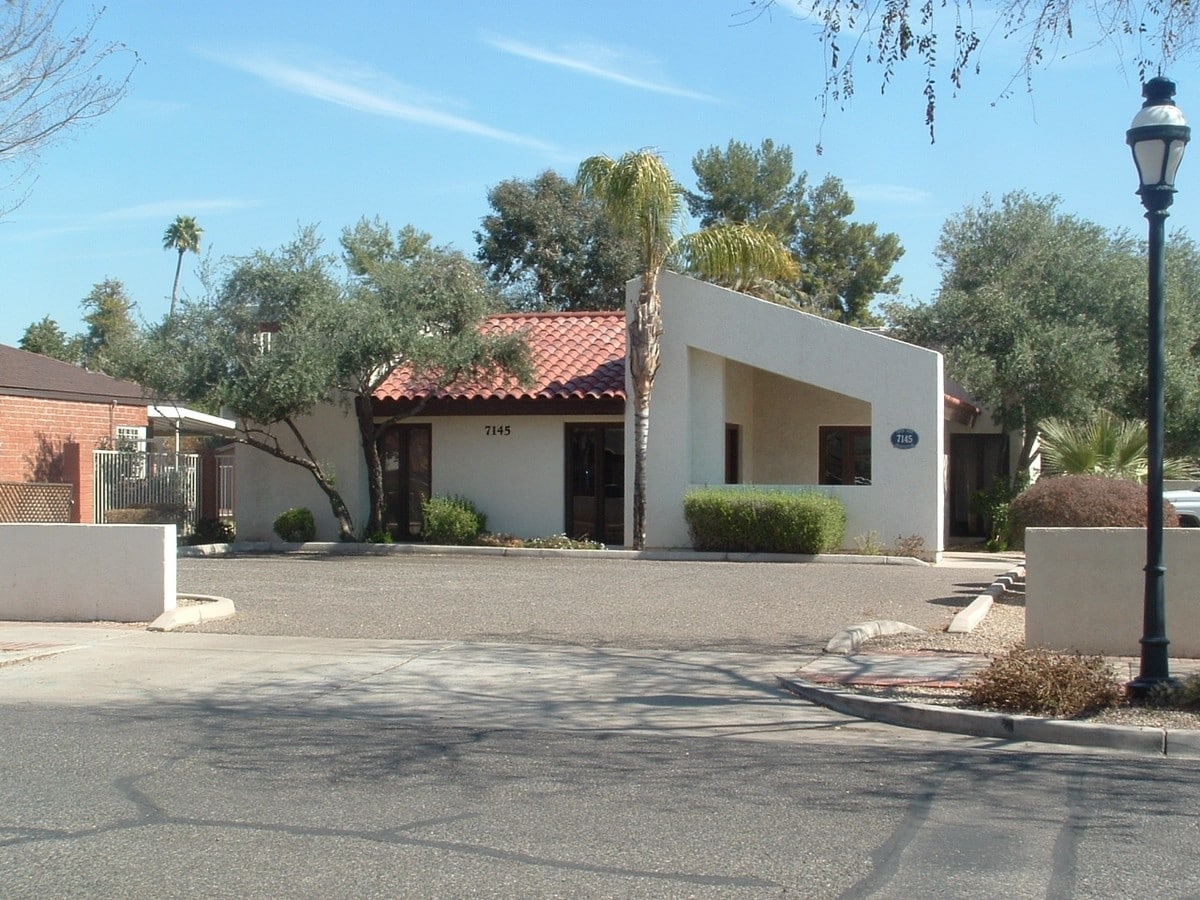 7145-n-57th-dr-glendale-az-85301-loopnet