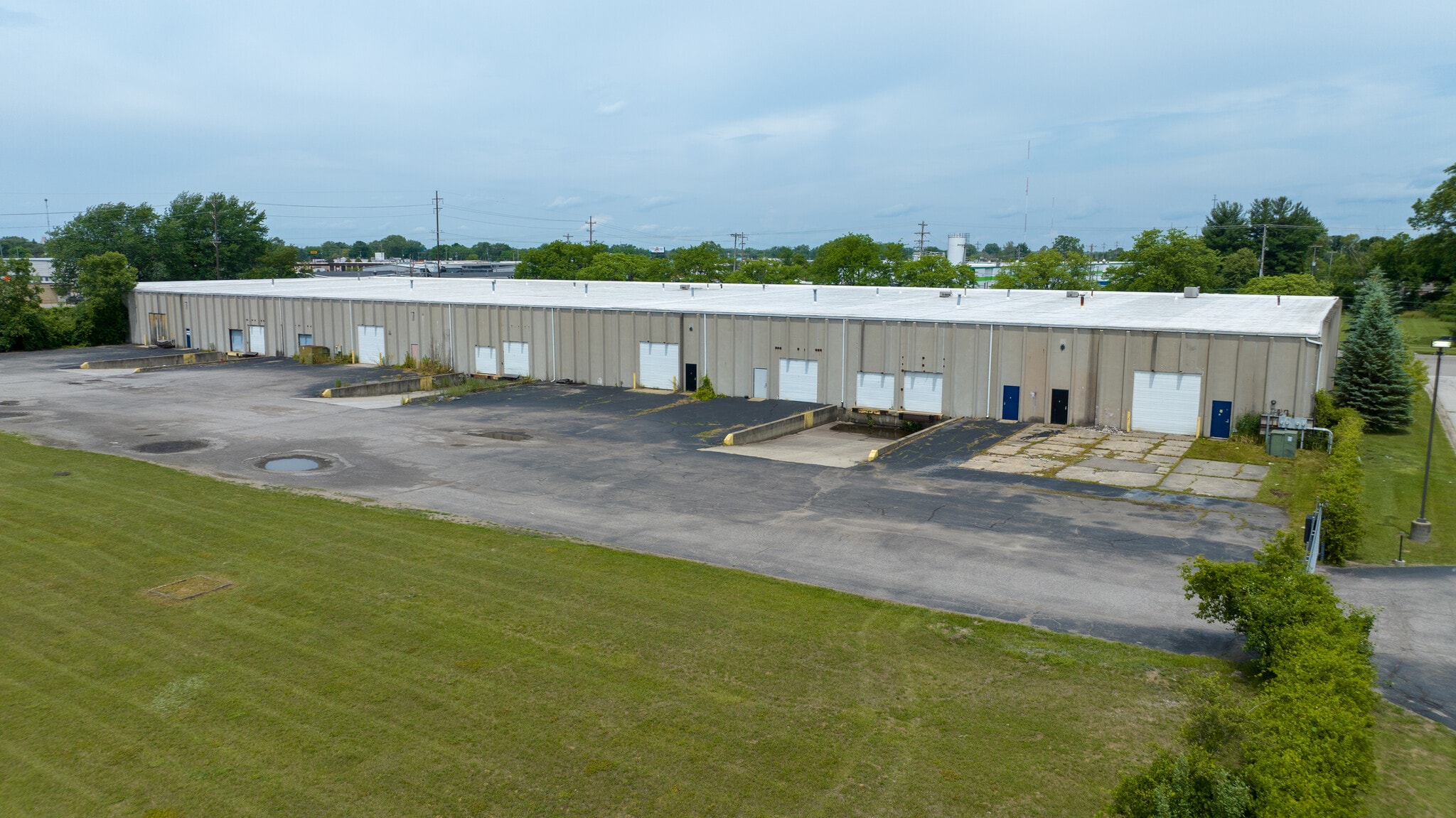 2750 Lippincott Blvd, Flint, MI 48507 Industrial for Lease