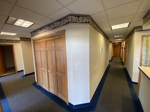 921 White Plains Rd, Trumbull, CT for lease Interior Photo- Image 2 of 8