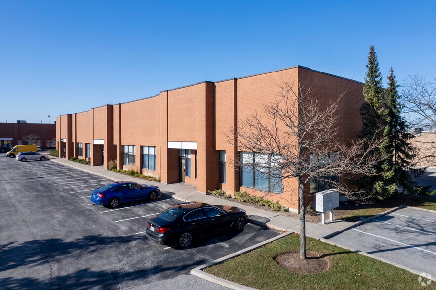 4090 Ridgeway Dr, Mississauga, ON for lease - Primary Photo - Image 1 of 5