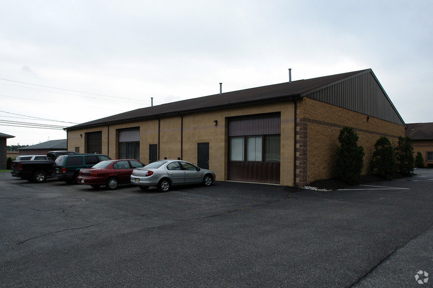 150 Cooper Rd, West Berlin, NJ for lease - Primary Photo - Image 1 of 6