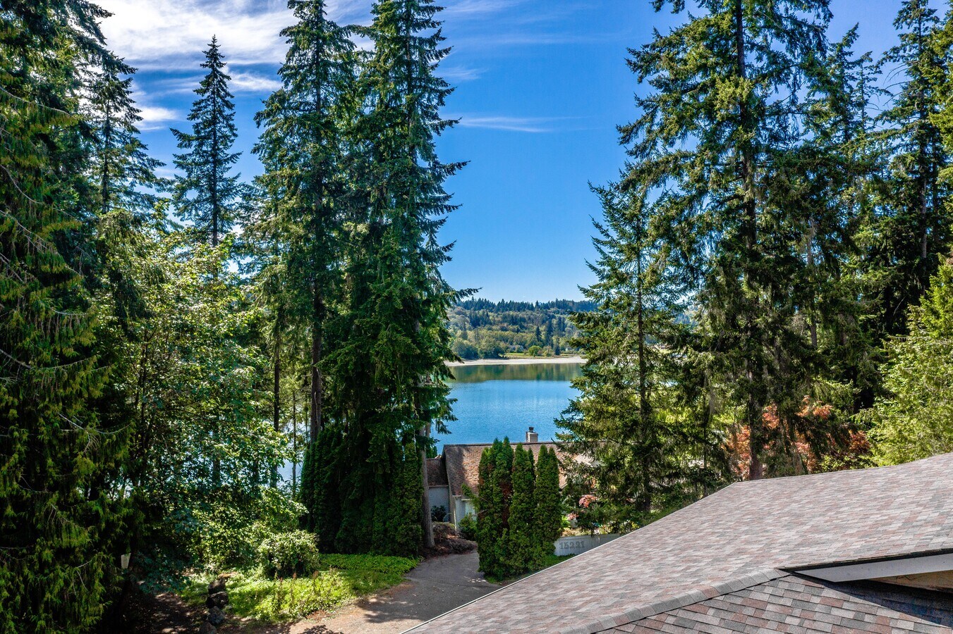 16001620 Pleasant St, Keyport, WA 98345